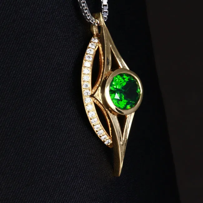 Moriartys Gem Art PreStyled Sets 18K Yellow Gold Tsavorite Garnet and Diamond Pendant