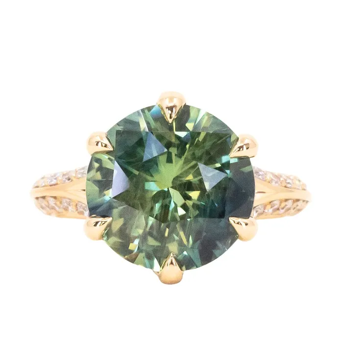 PreStyled Sets Anueva Jewelry 685ct Parti Sapphire Diamondstudded Six Prong Split Shank Solitaire in 18k Yellow Gold PreStyled Sets Anueva Jewelry 685ct Parti Sapphire Diamondstudded Six Prong Split Shank Solitaire in 18k Yellow Gold