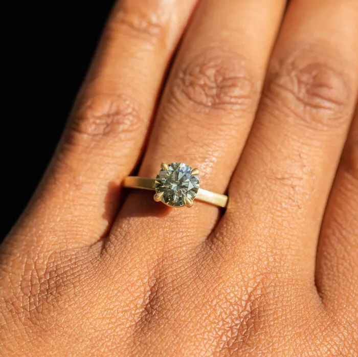Pristine Gemstones Rings 171ct Round GIA Fancy Dark GreenGrey Diamond Flat Band 4 Prong Solitaire in 18k Yellow Gold