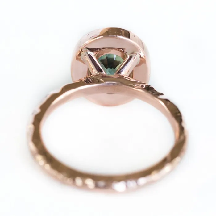 Rings Anueva Jewelry Oval Bezel Set 149ct Color Changing Teal Sapphire and Diamond Halo Engagement Ring 14k Rose Gold Evergreen Band