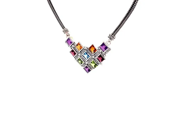 Rinjani Necklace Samuel B Necklaces