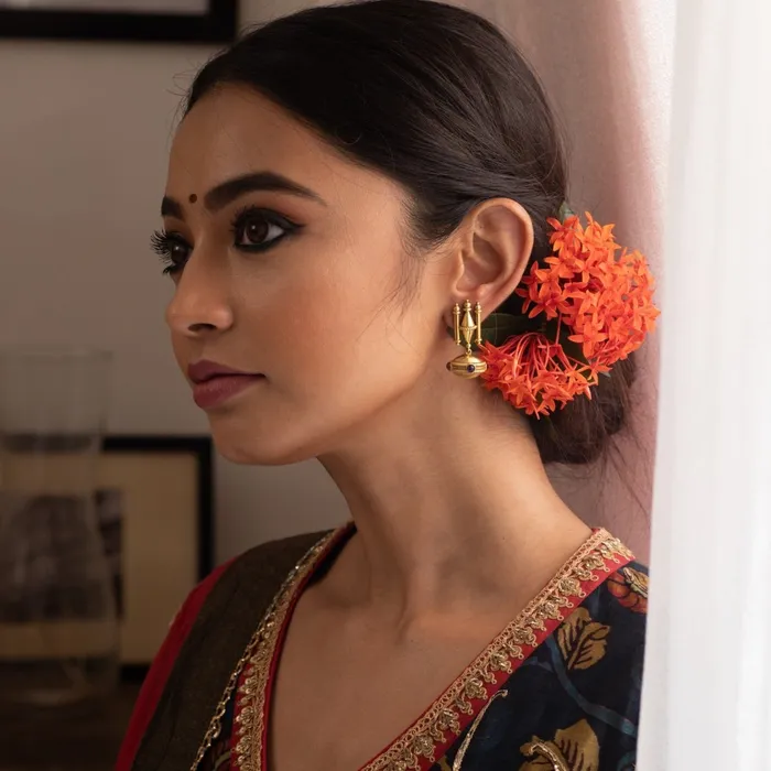 Bakul Loka Drop Silver Earrings SILVER Earrings