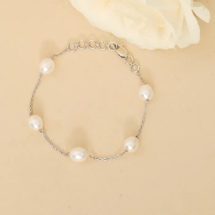 Bracelets SILVER Celeste Studded Pearl Chain Silver Bracelet