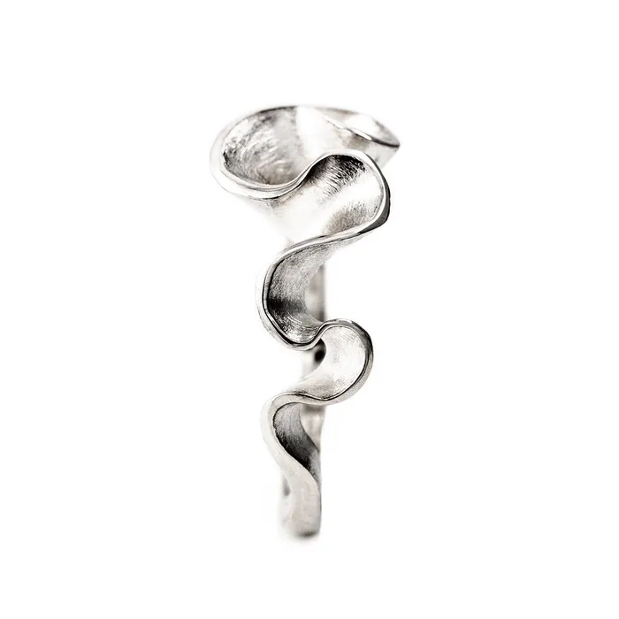 Design Anu Kaartinen Rings Dione silver ring