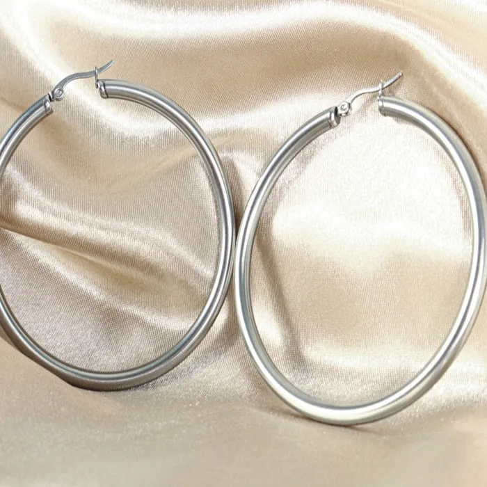 Earrings Omolola Jewellery Zainab 18ct gold plated Stainless steel Hoop Earrings