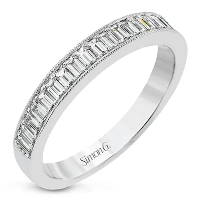 International Diamond Center PreStyled Sets Simon G WeddingAnniversary Band in 18k Gold with Baguette Diamonds 056CTW International Diamond Center PreStyled Sets Simon G WeddingAnniversary Band in 18k Gold with Baguette Diamonds 056CTW