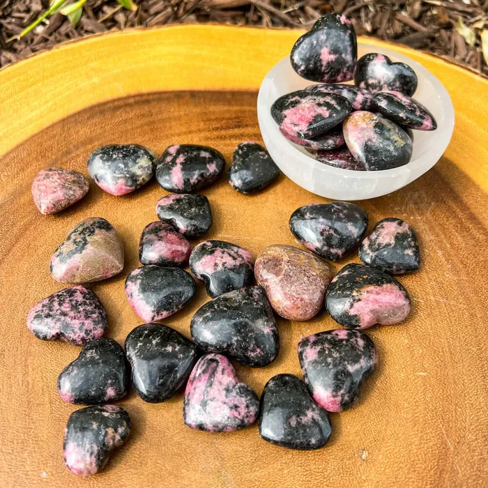Magic Crystals Gemstone Puffy 30mm Heart Stone Necklaces
