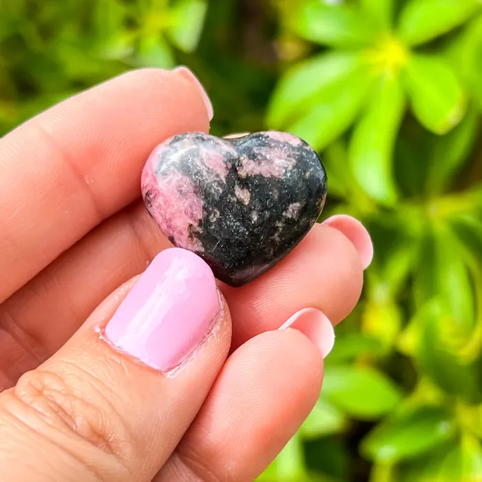Magic Crystals Gemstone Puffy 30mm Heart Stone Necklaces