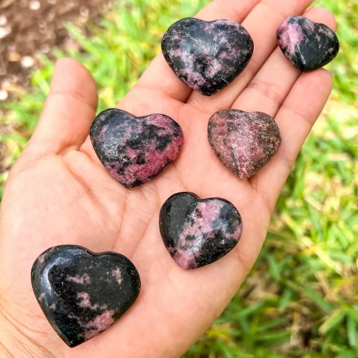 Magic Crystals Gemstone Puffy 30mm Heart Stone Necklaces
