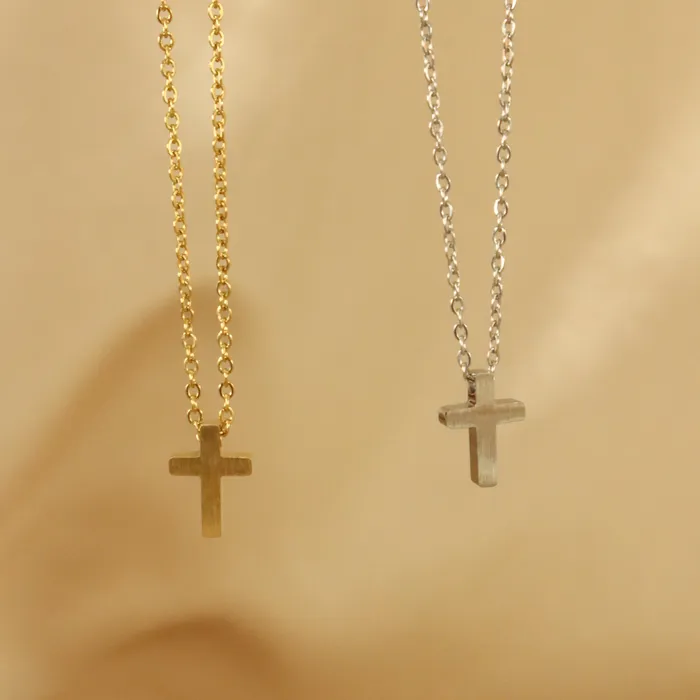 Omolola Jewellery Crucifix Necklace Necklaces