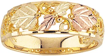 Rings TR Jewelry Concepts Black Hills Gold Mens Grape Vine Band