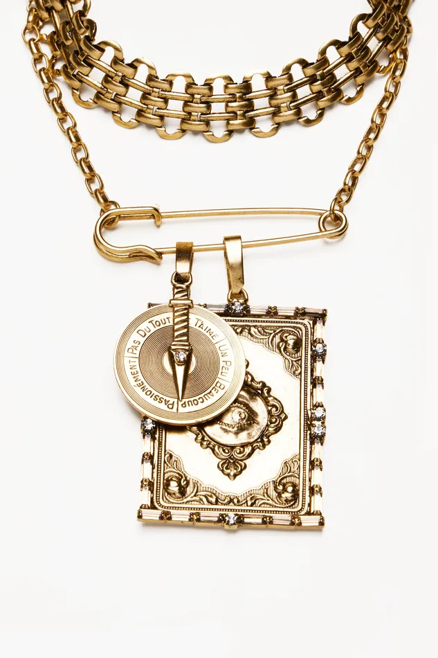 V DAY 2024 Lovers Eye Charm Charm Necklaces